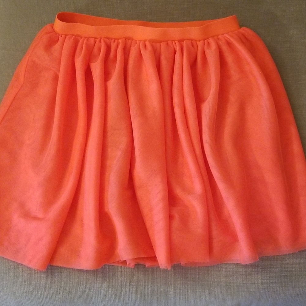 Full skirt